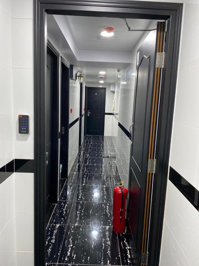 Day And Night Hostel Block D 10Th Floor Hongkong Buitenkant foto