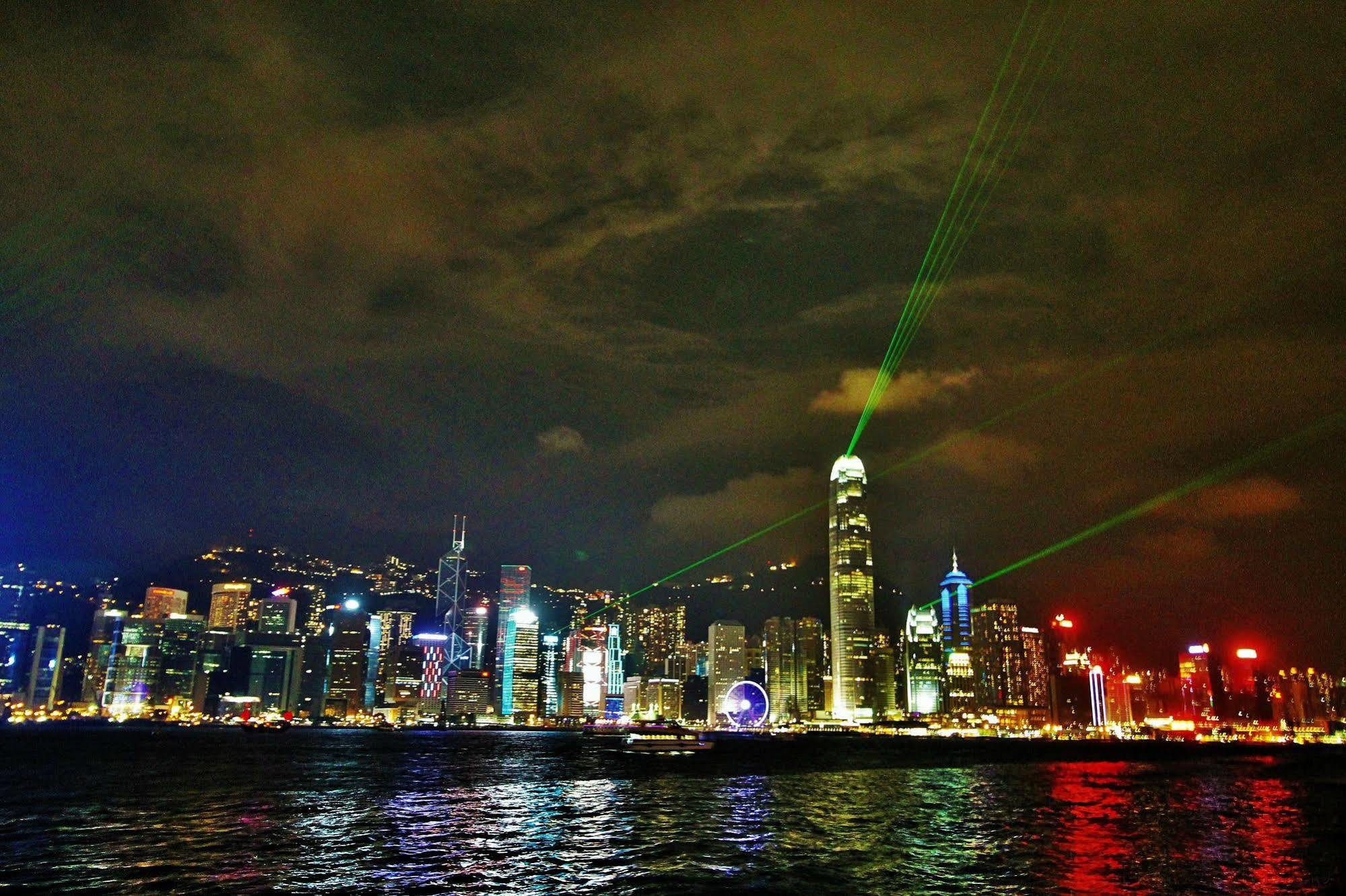 Day And Night Hostel Block D 10Th Floor Hongkong Buitenkant foto